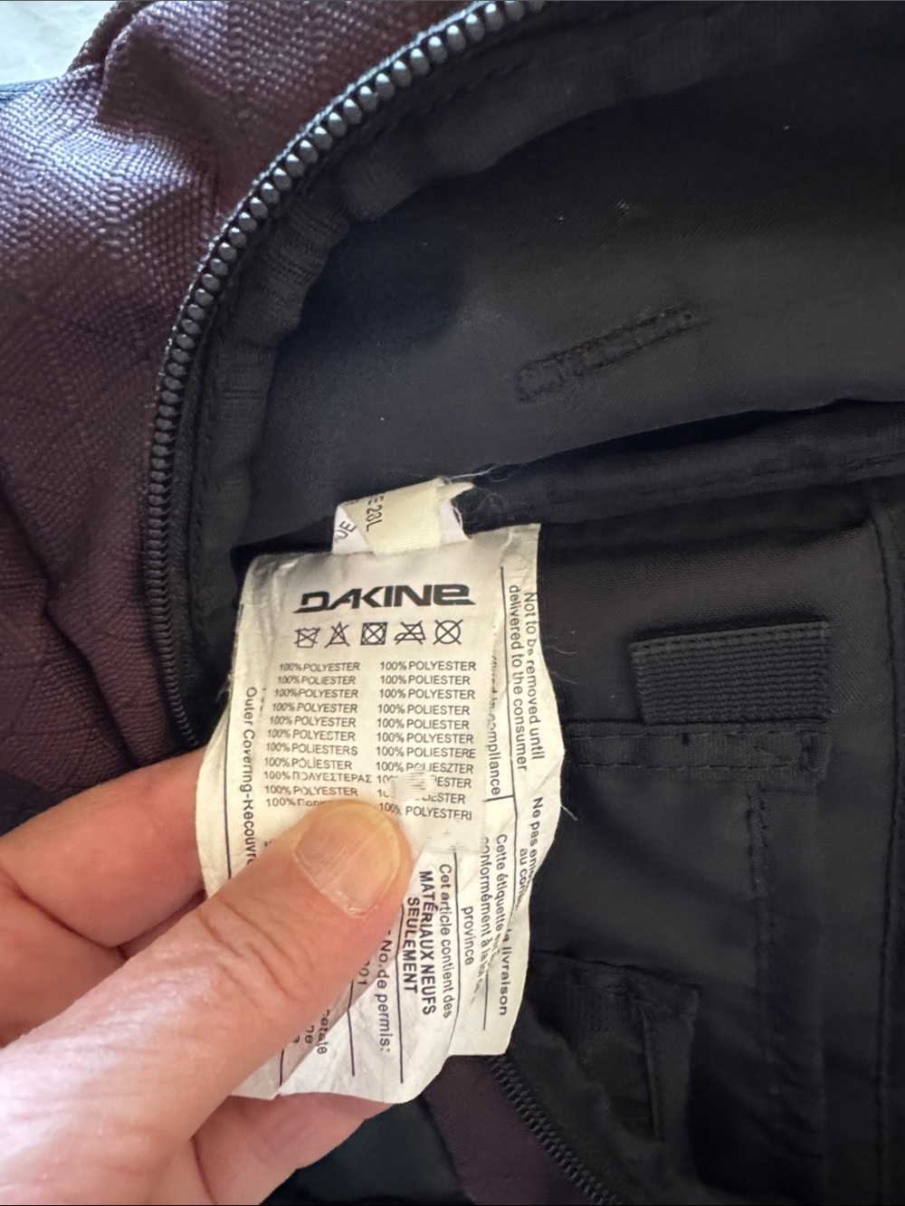 Dakine back pack - Picture 10 of 14